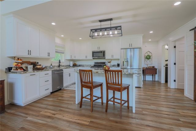 21956 Highway 21, Ozone, AR 72854