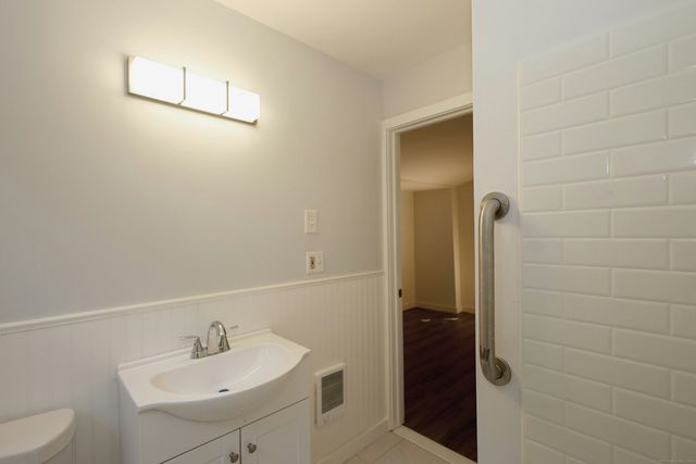 213 Mamanasco Road, Ridgefield, CT 06877