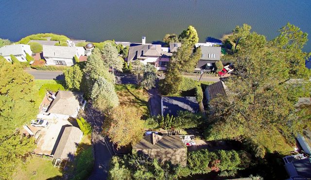 213 Mamanasco Road, Ridgefield, CT 06877