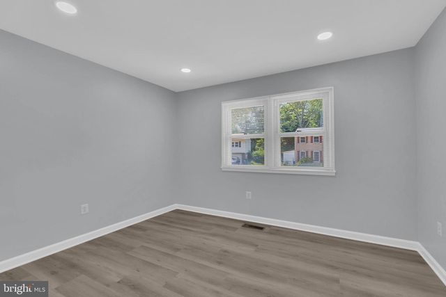 4950 KIRWYN CT, Woodbridge, VA 22193
