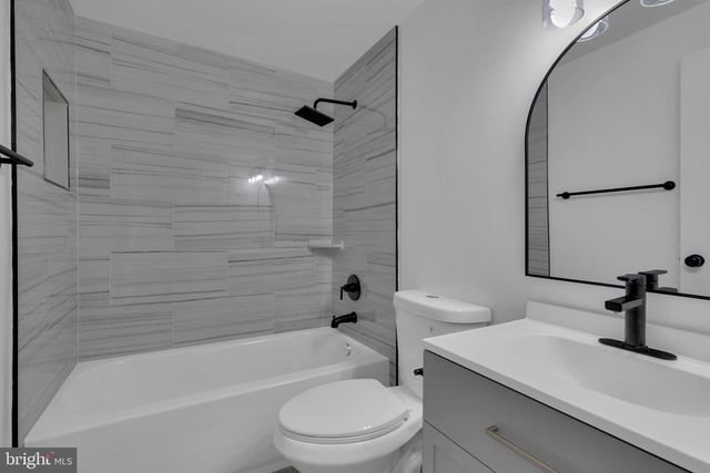 4950 KIRWYN CT, Woodbridge, VA 22193