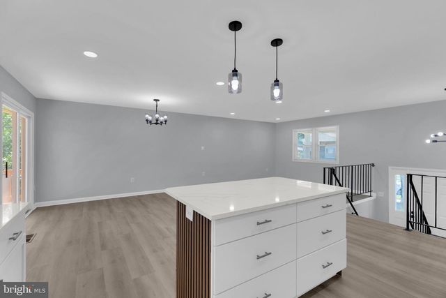 4950 KIRWYN CT, Woodbridge, VA 22193