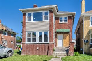 1976 Clairmount Street, Detroit, MI 48206