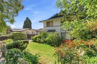 126 E Highland, Sierra Madre, CA 91024
