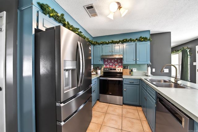 37 Red Oak Drive, Cabot, AR 72023