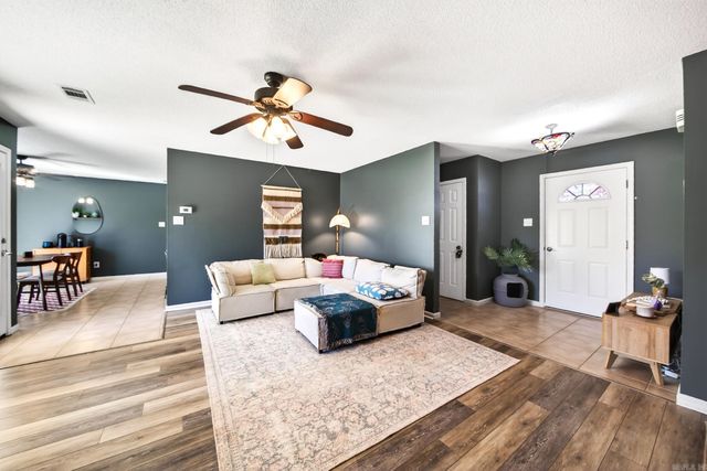 37 Red Oak Drive, Cabot, AR 72023