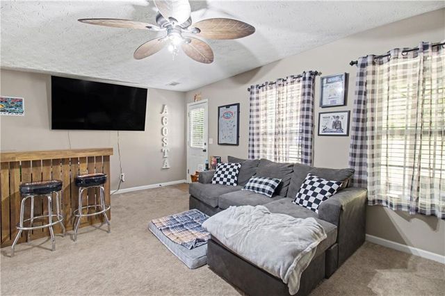 180 Stewart Hollow, Covington, GA 30016