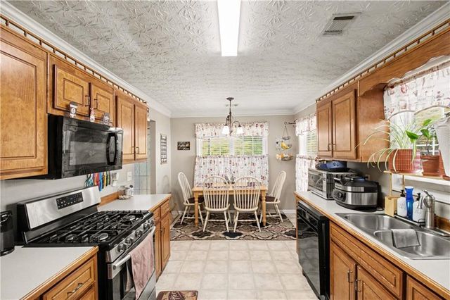 180 Stewart Hollow, Covington, GA 30016
