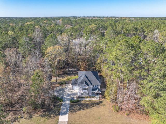 2045 Tacoma Circle, Ridgeville, SC 29472