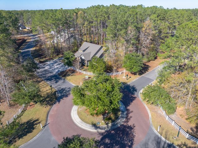 2045 Tacoma Circle, Ridgeville, SC 29472
