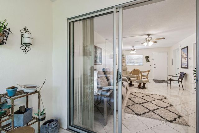 2750 E BAY DRIVE 12B, Largo, FL 33771