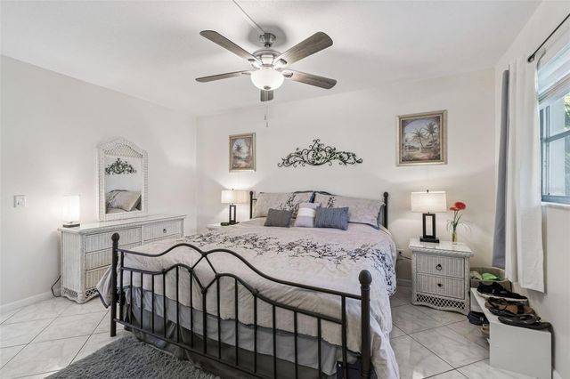 2750 E BAY DRIVE 12B, Largo, FL 33771