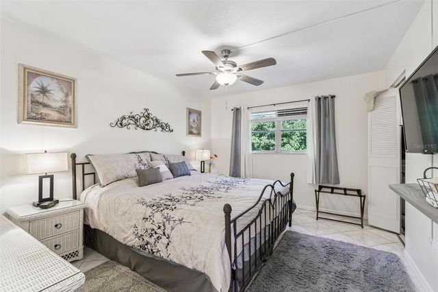 2750 E BAY DRIVE 12B, Largo, FL 33771