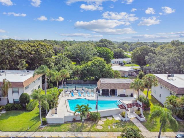 2750 E BAY DRIVE 12B, Largo, FL 33771