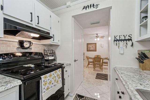 2750 E BAY DRIVE 12B, Largo, FL 33771