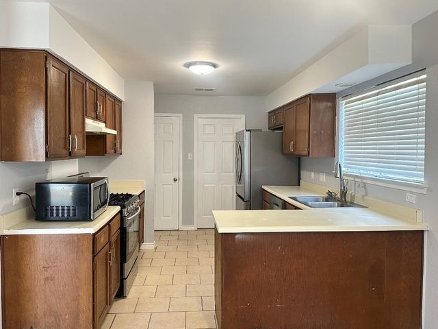 12005 Bobcat TRL, Austin, TX 78750