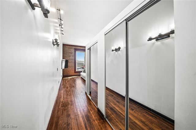 408 W Saint Clair Avenue 605, Cleveland, OH 44113