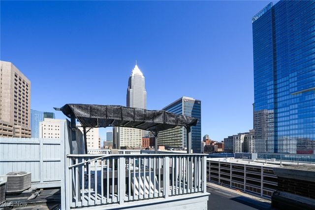 408 W Saint Clair Avenue 605, Cleveland, OH 44113