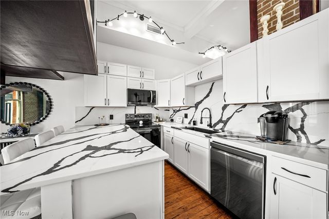 408 W Saint Clair Avenue 605, Cleveland, OH 44113