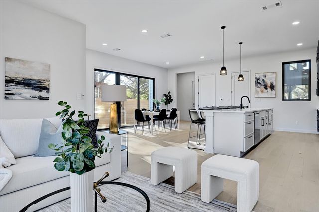 903 Redd ST 1, Austin, TX 78745