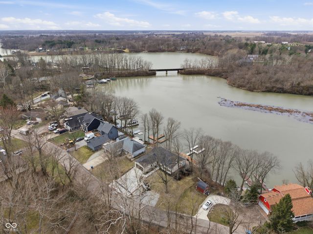 120 Bayshore Drive, Cicero, IN 46034