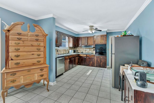 1008 Allen Rd, Ashland City, TN 37015