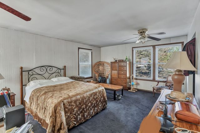 1008 Allen Rd, Ashland City, TN 37015