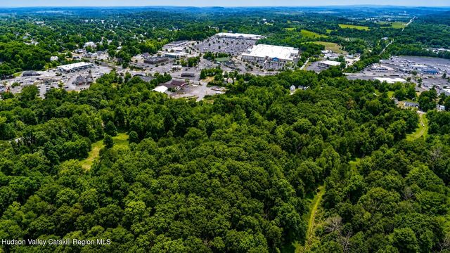 11 Deer Run W, Catskill, NY 12414