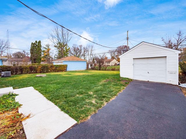 2475 Swansea Road, Upper Arlington, OH 43221