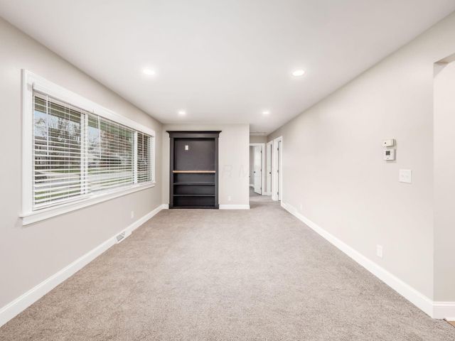 2475 Swansea Road, Upper Arlington, OH 43221