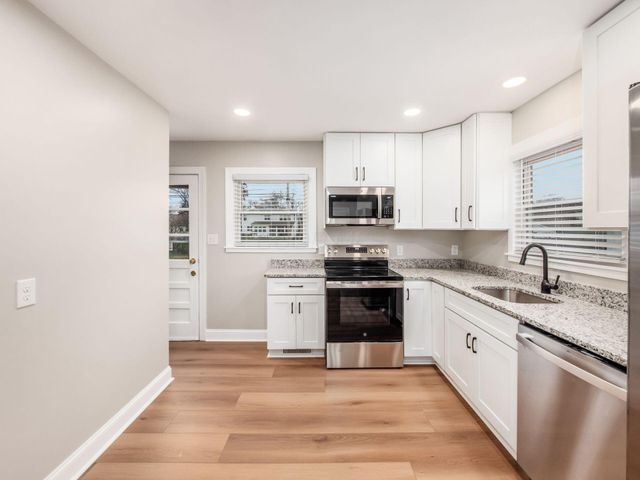 2475 Swansea Road, Upper Arlington, OH 43221