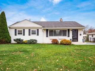 2475 Swansea Road, Upper Arlington, OH 43221