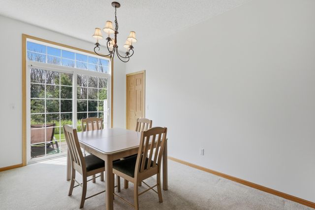3176 Juniper Lane E, Woodbury, MN 55125
