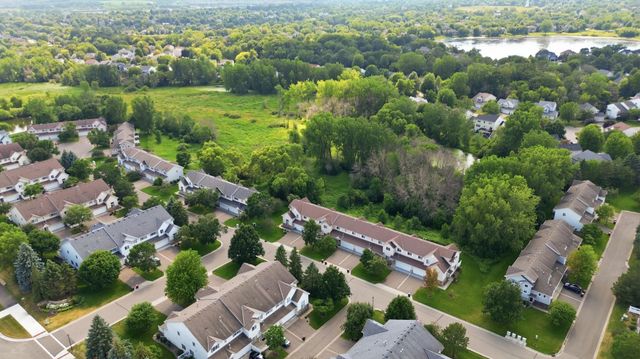 3176 Juniper Lane E, Woodbury, MN 55125