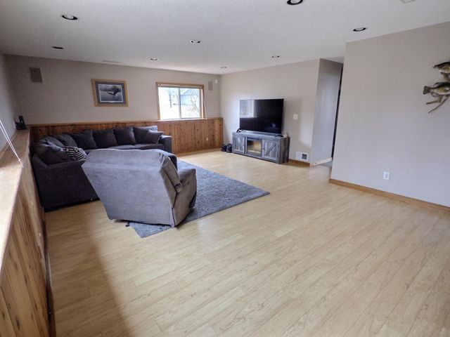 31357 Gable Avenue, Stacy, MN 55079