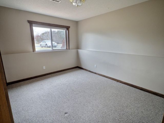 31357 Gable Avenue, Stacy, MN 55079