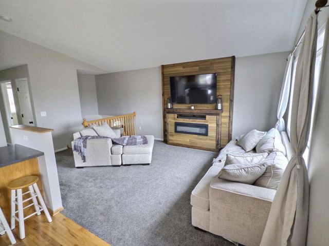 31357 Gable Avenue, Stacy, MN 55079