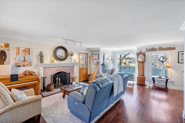 775 Long Island DR, Moneta, VA 24121