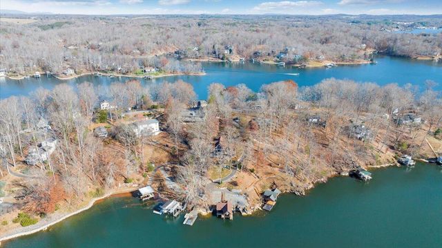 775 Long Island DR, Moneta, VA 24121