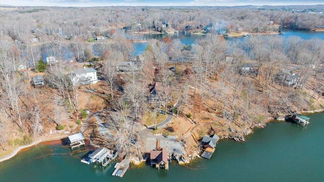 775 Long Island DR, Moneta, VA 24121