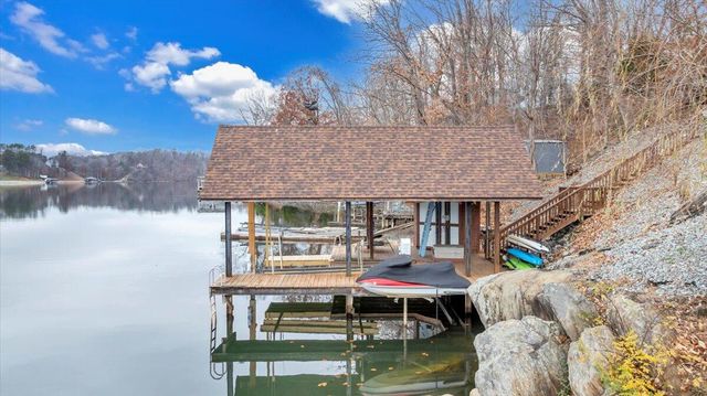 775 Long Island DR, Moneta, VA 24121