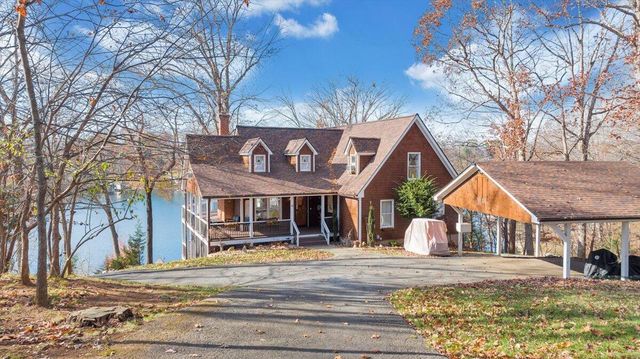 775 Long Island DR, Moneta, VA 24121