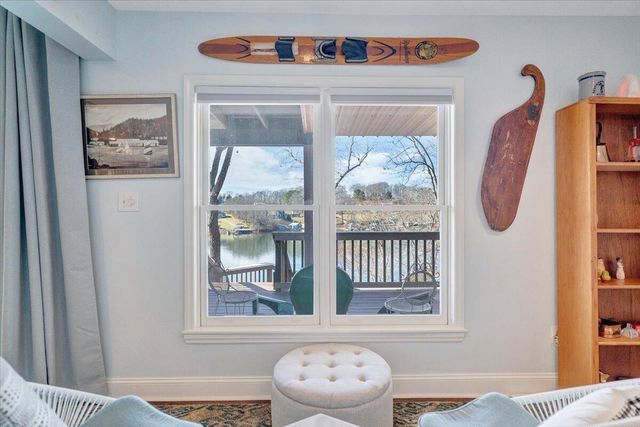 775 Long Island DR, Moneta, VA 24121