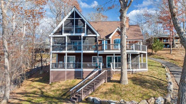 775 Long Island DR, Moneta, VA 24121