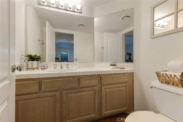 5009 Blackpool Avenue, Oak Park, CA 91377