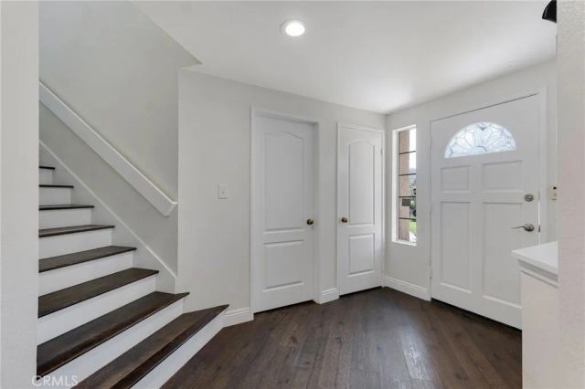 5009 Blackpool Avenue, Oak Park, CA 91377