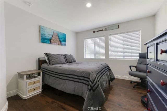 5009 Blackpool Avenue, Oak Park, CA 91377