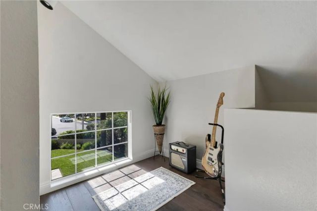 5009 Blackpool Avenue, Oak Park, CA 91377