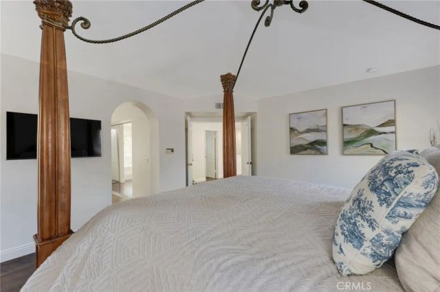 5009 Blackpool Avenue, Oak Park, CA 91377