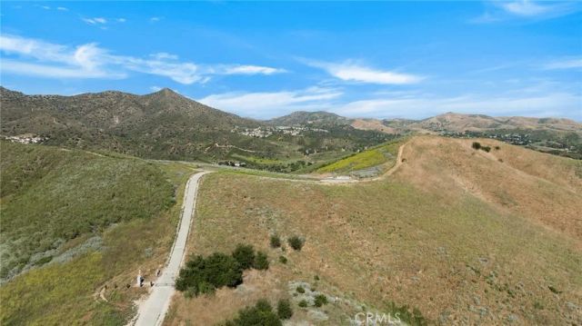 5009 Blackpool Avenue, Oak Park, CA 91377